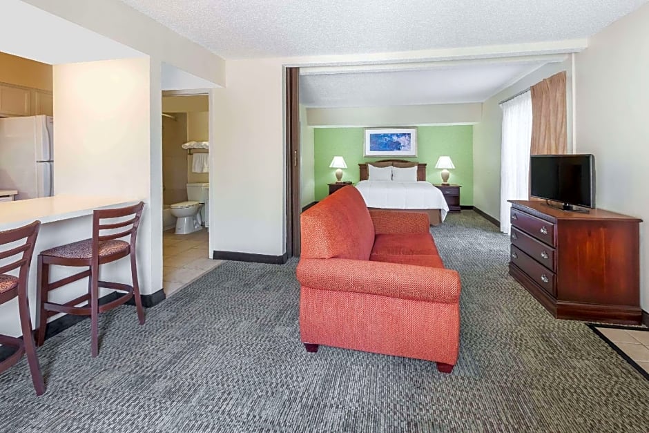 Hawthorn Dallas Airport – Dallas, TX