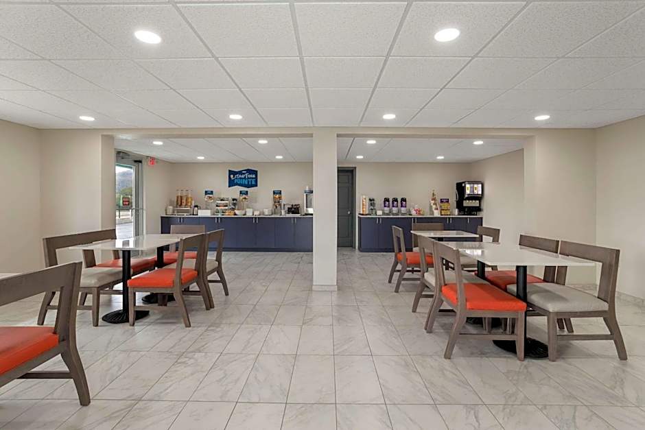 Clarion Pointe Kimball