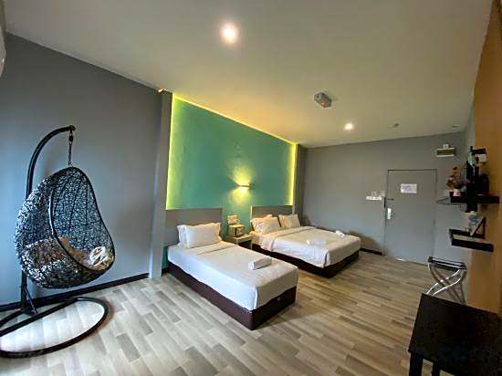 ang lee holiday stay