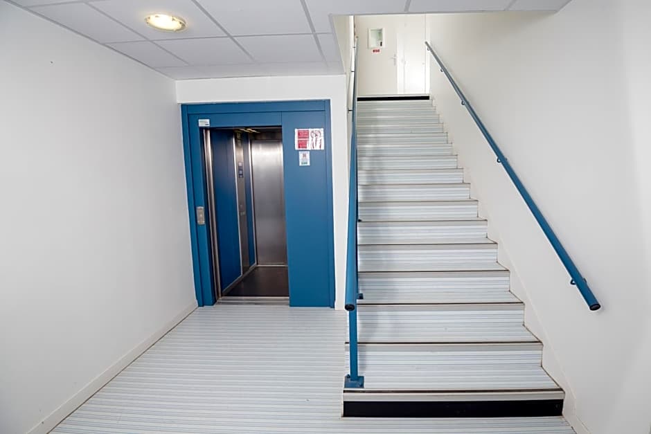 Gold Beach Hotel & RESIDENCE