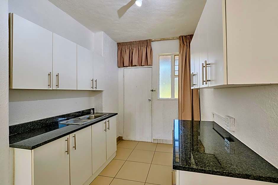 Inn & Out Sandton Park