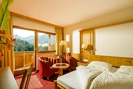 Classic Double Room with Balcony