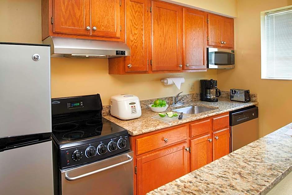 Sonesta Simply Suites Detroit Novi