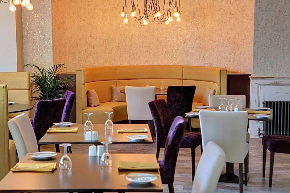 Burlington Hotel, Premier Collection