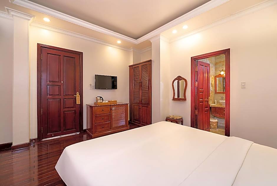 Diamond Hotel