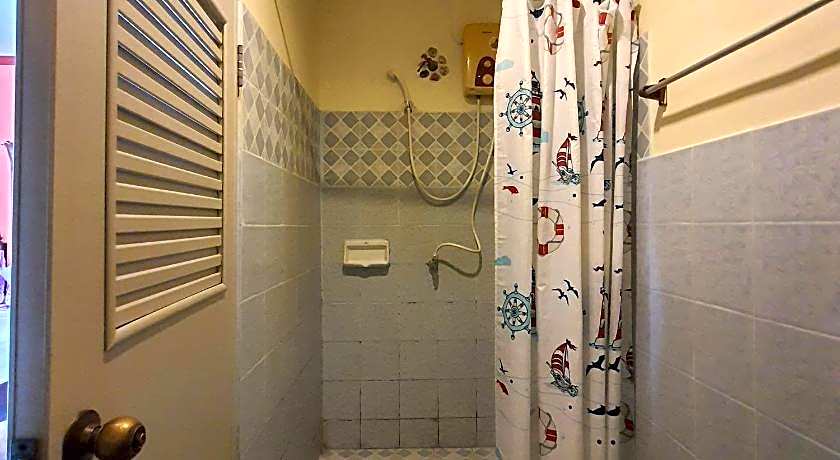 Sea World Guesthouse