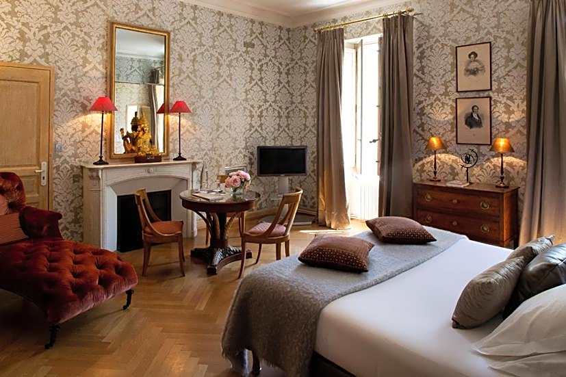Hotel Château Des Alpilles