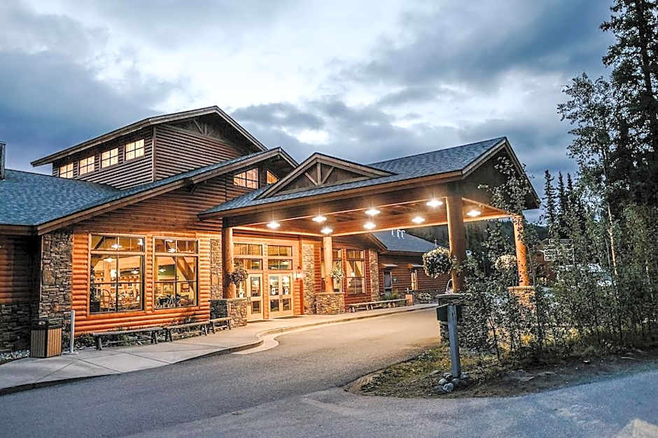 Denali Park Village