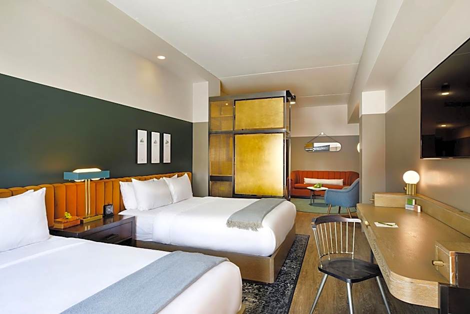 Cyrus Hotel, Topeka, A Tribute Portfolio Hotel