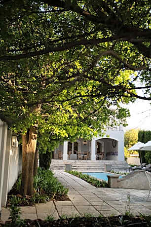 Maison d'Ail Guest House
