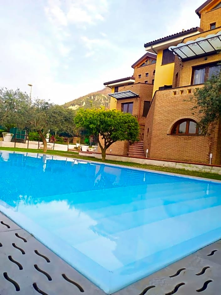 Villa C Luxury Estate – Sant'Antonio Abate, CO