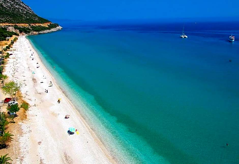 Filoxenia Hotel & Apartments