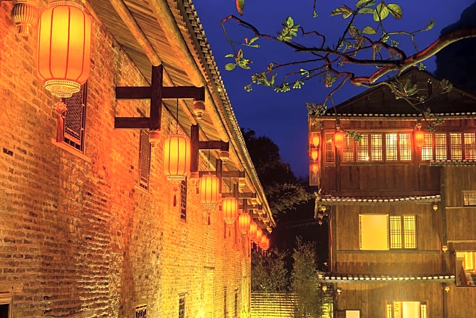 Yangshuo Ancient Garden Boutique Hotel-Free pick up from Airport or TS for 4 nights or more