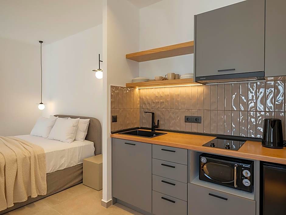 Anemelia way of living