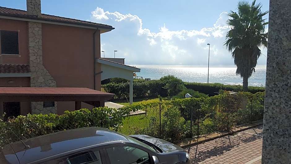 Photo 1 of 6 of Side Sea View