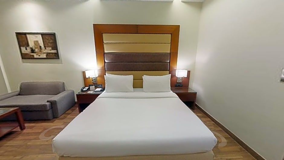 Country Inn & Suites by Radisson, Gurgaon Sector 12