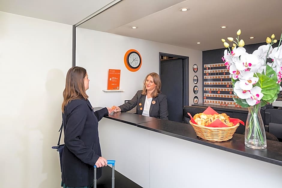 Aparthotel Adagio Access La Défense - Place Charras