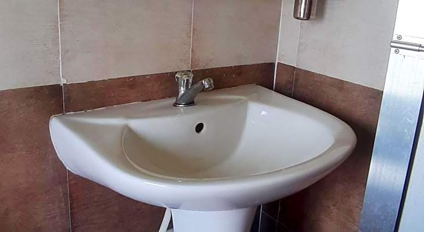 Sanus House Hostel and Homestay