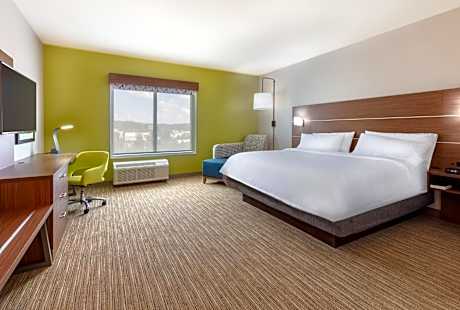 Standard King Room - Communications Accessible