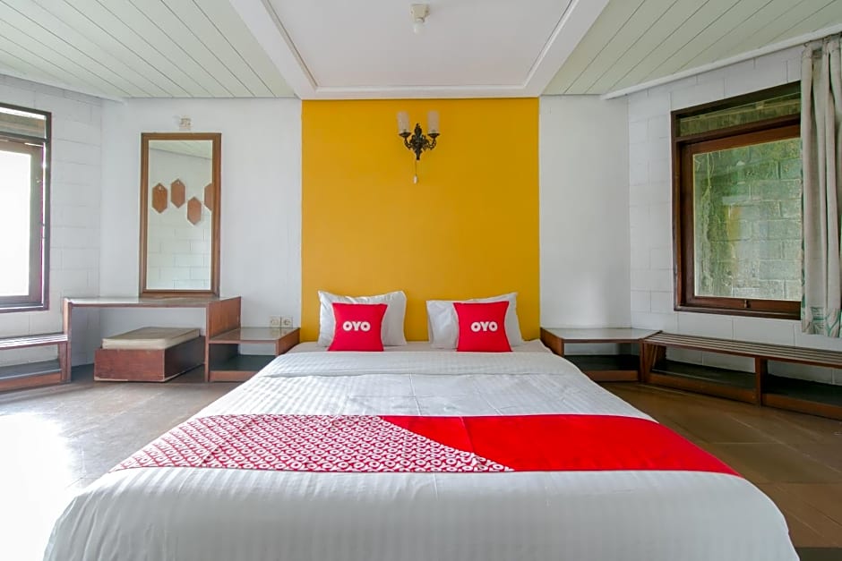 OYO 1996 Koneng Hotel