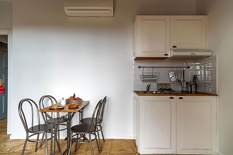 Casa Gracia Apartments