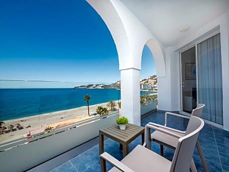 Superior Double Room with Front Sea View