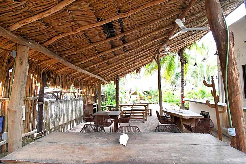 Maria Bonita Hotel & Restaurant El Cuyo by Spot Rentals