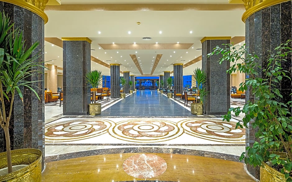 SUNRISE Le Jarden Resort