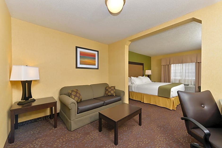 Holiday Inn Express Hotel & Suites Charlotte