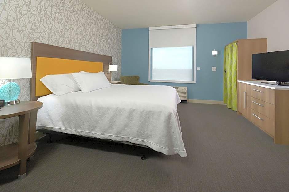 Photo 1 of 4 of 1 King Bed Suite, Accessible, Roll in Shower