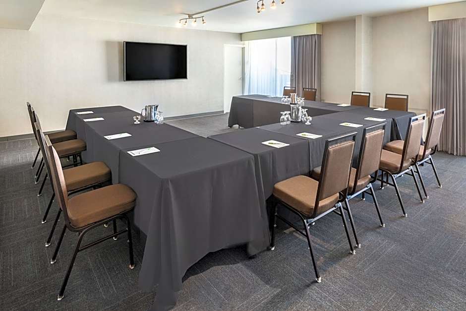Holiday Inn Denver East By IHG