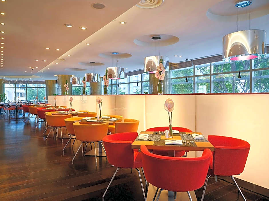 Pullman Saigon Centre Hotel