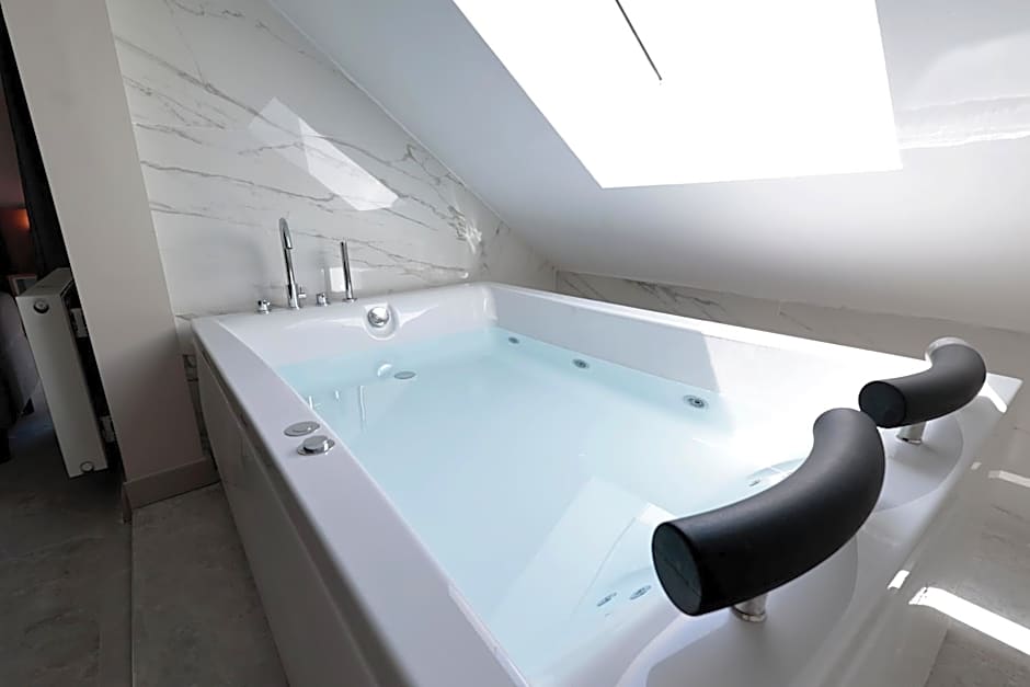 Livia Luxury Apart Hotel