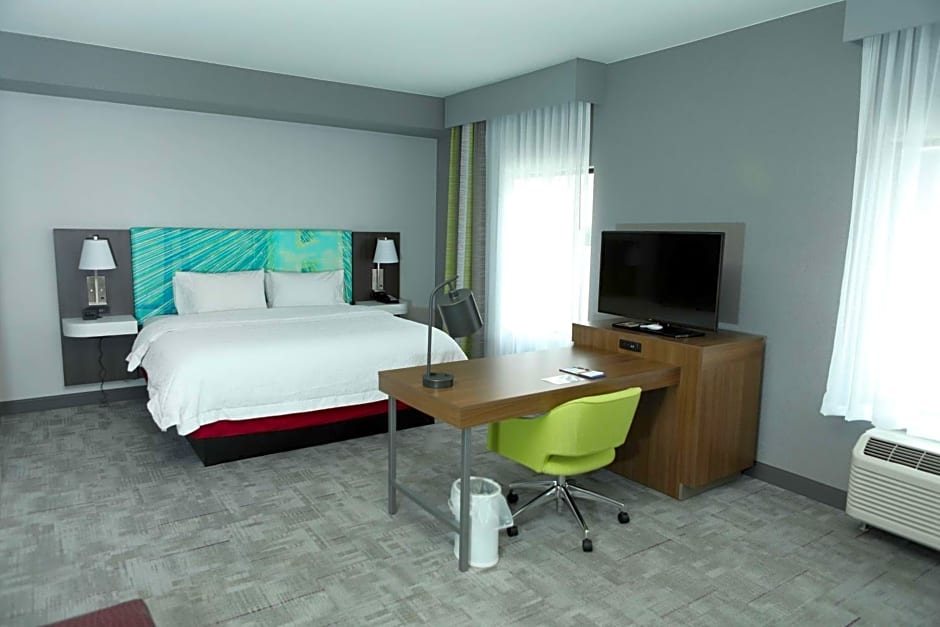 Hampton Inn By Hilton & Suites Burlington