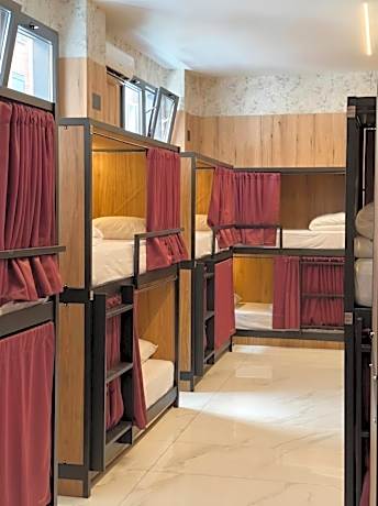 Senda Hostel Retiro - Atocha & Madrid Centro