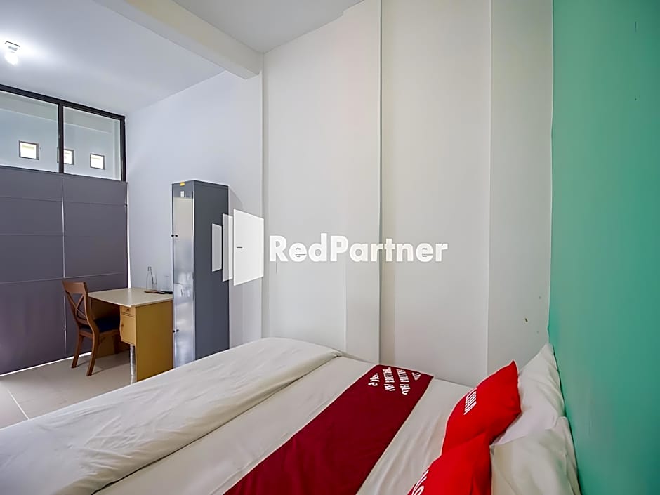 Halona Residence near Pakuwon Mall Jogja Mitra RedDoorz