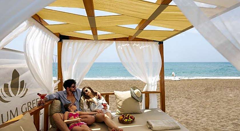 Elysium Deluxe Suites 