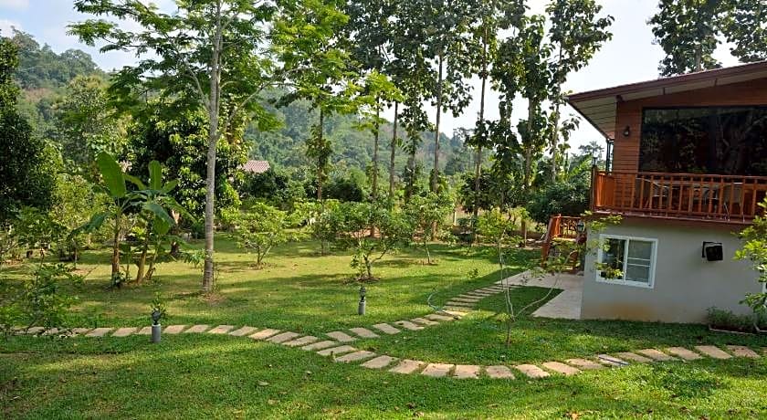 At Home Chiang Dao Resort