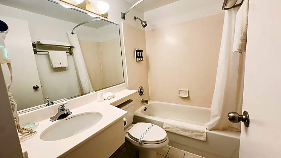 Flushing Central Hotel