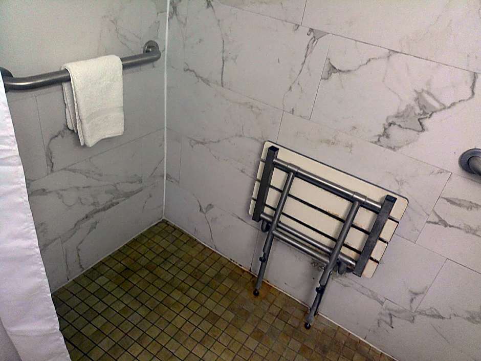 Red Roof Inn Hampton Coliseum