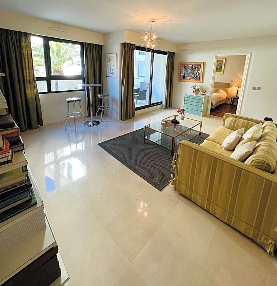 Residence Carlton Riviera