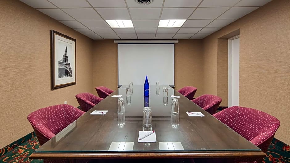 Best Western PLUS Morristown Inn