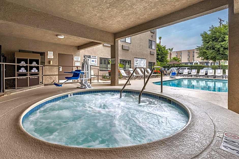 Best Western Plus Park Place Inn - Mini Suites