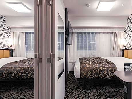 Connecting Room - Non-Smoking