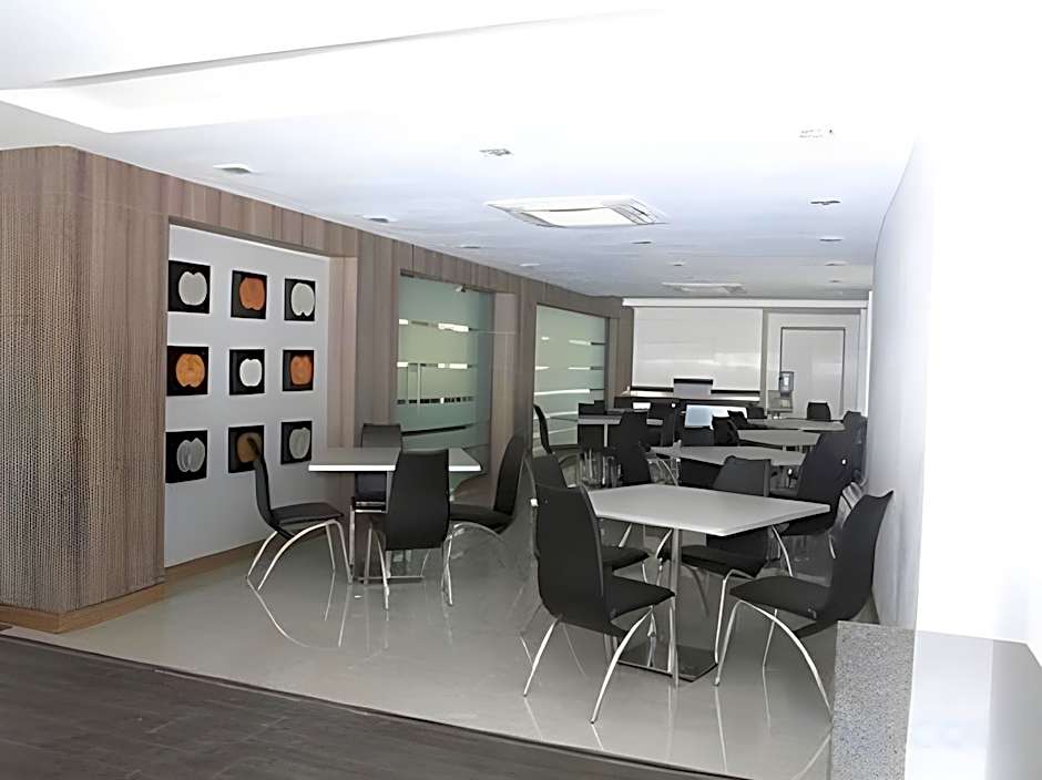 The Lotus Apartment Hotels - Venkatraman street – Chennai, IL