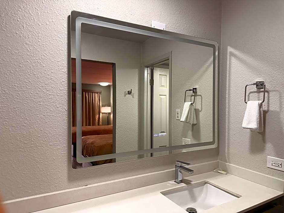 Americas Best Value Inn - Laredo