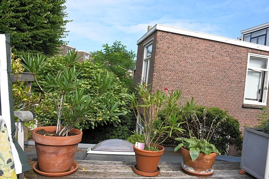 Bed & Breakfast Leonie – The Hague, WV