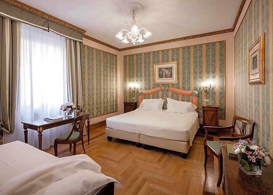 Due Torri Hotel