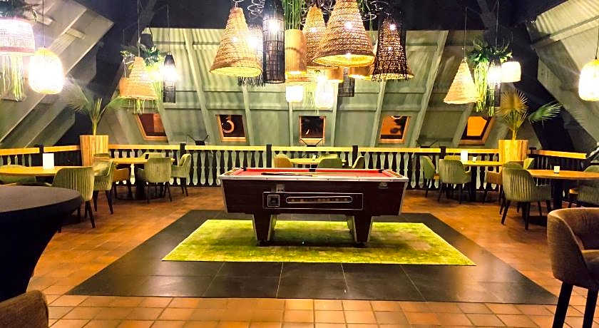 Hotel Be Guest Limoges Sud ex Black & Green