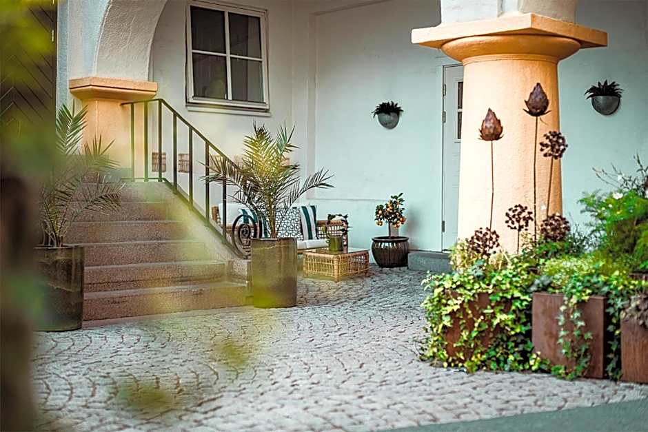 Sunlight Hotel Conference & Spa